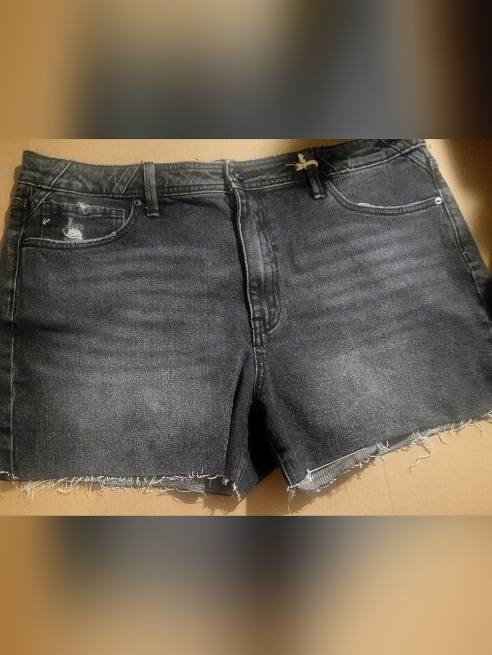 NWOT Women's Black Denim Cutoff Shorts Kancan Shorts size 32